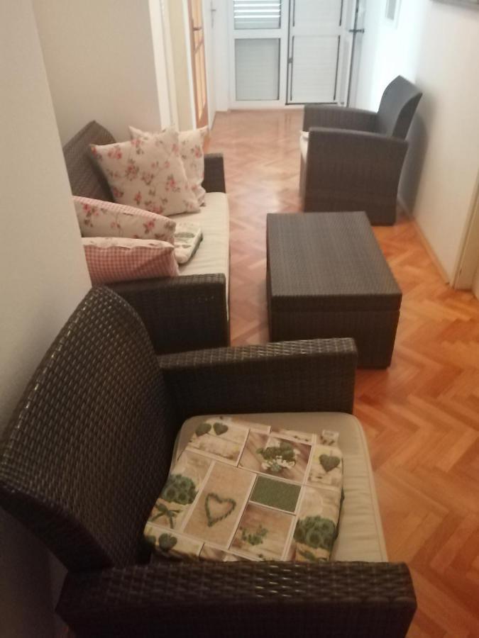 Apartment Rab Town Buitenkant foto