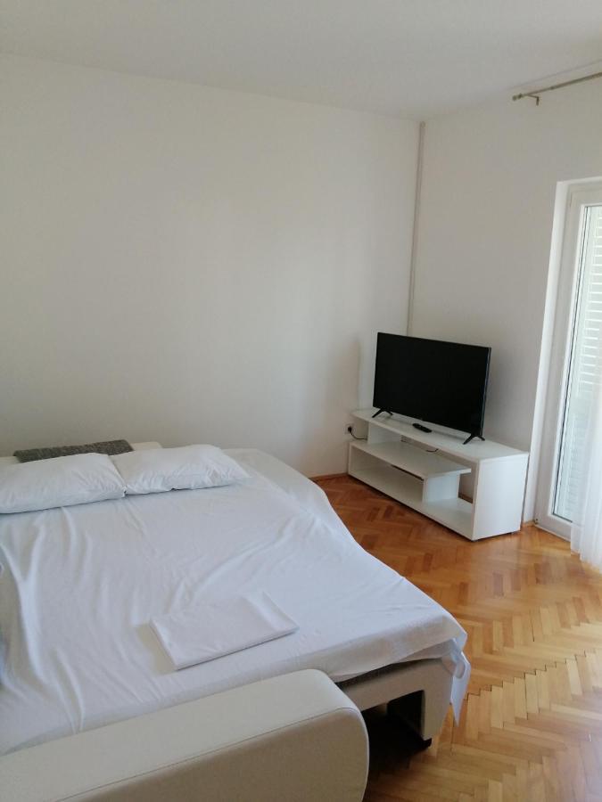 Apartment Rab Town Buitenkant foto