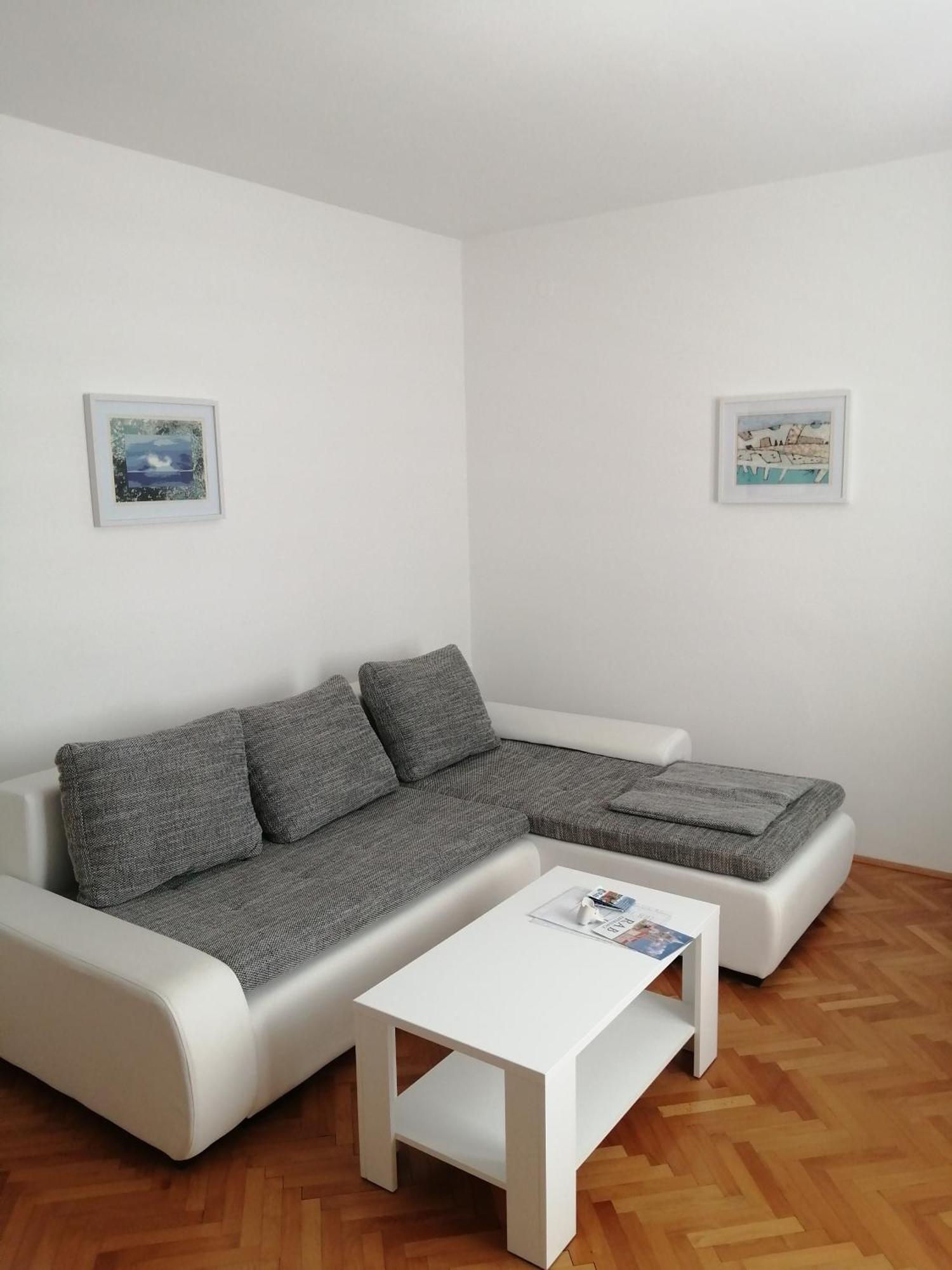 Apartment Rab Town Buitenkant foto