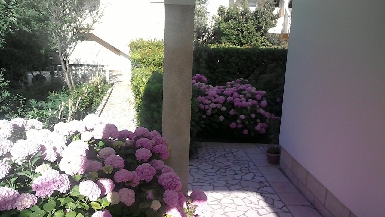 Apartment Rab Town Buitenkant foto